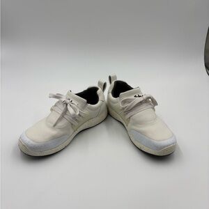 💕Snibbs White Running/ Workout Sneaker💕